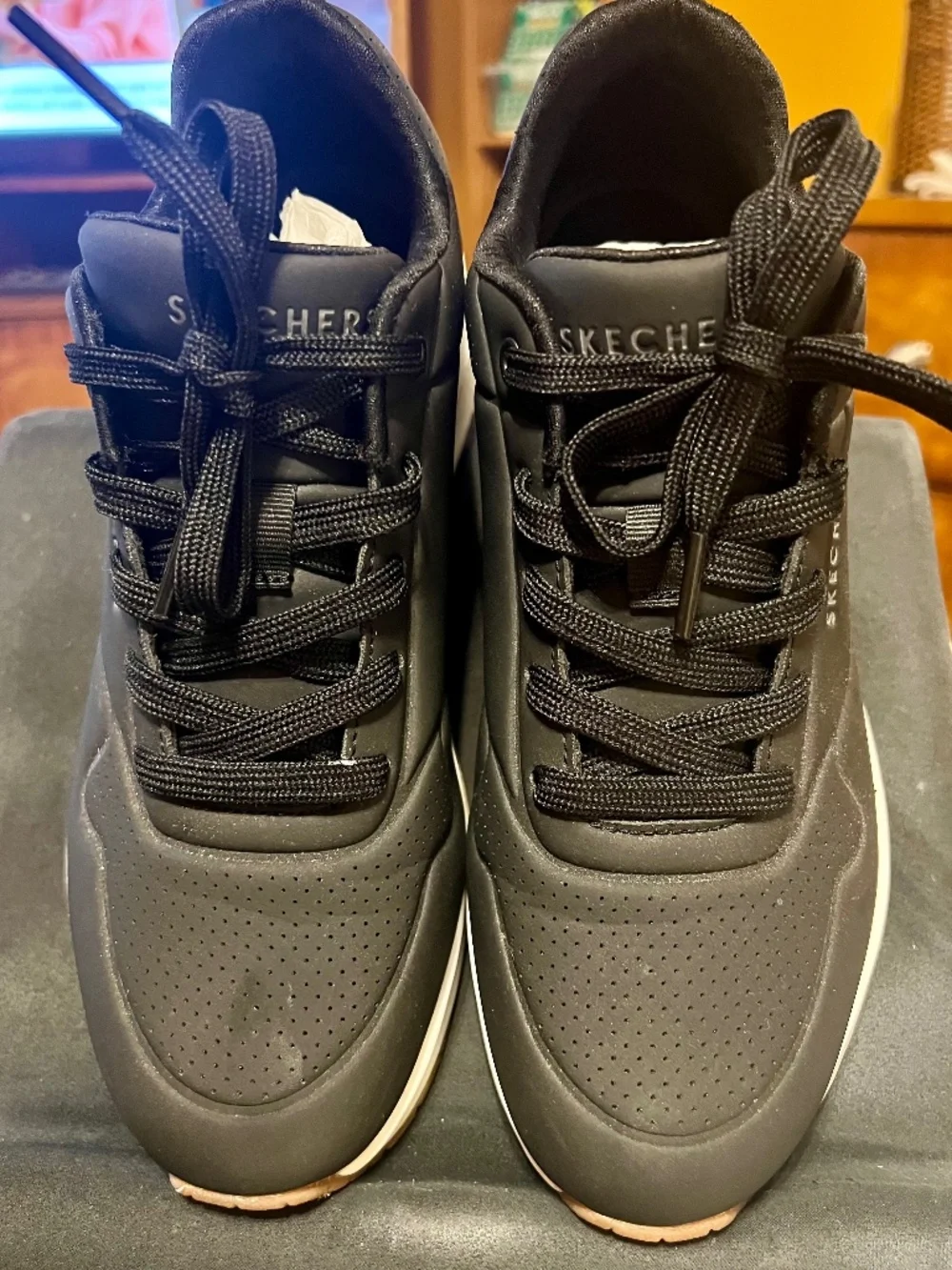 Ladies Skechers